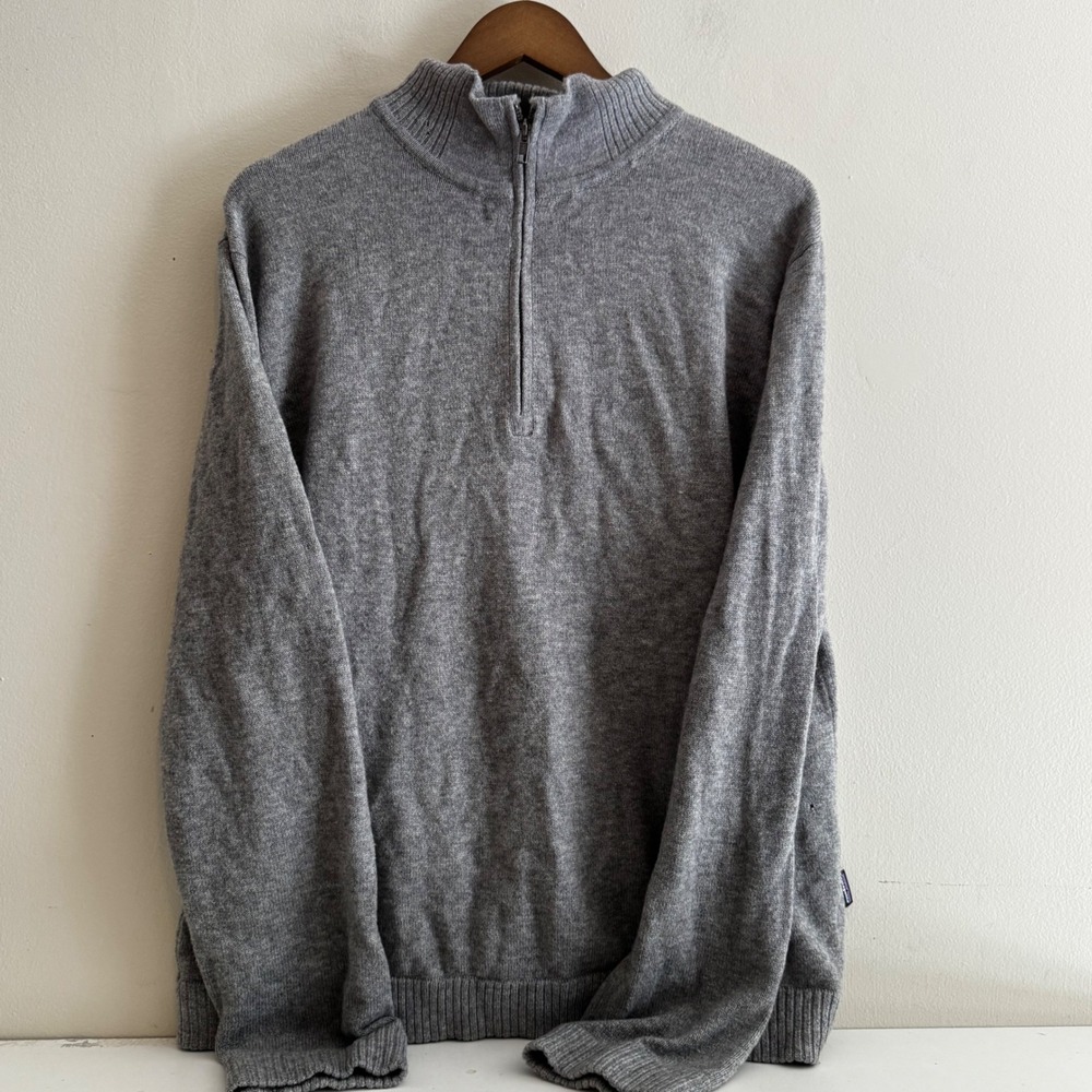 Patagonia Men's M Lambswool Blend Quarter Zip Pullover Sweater Heather Gray